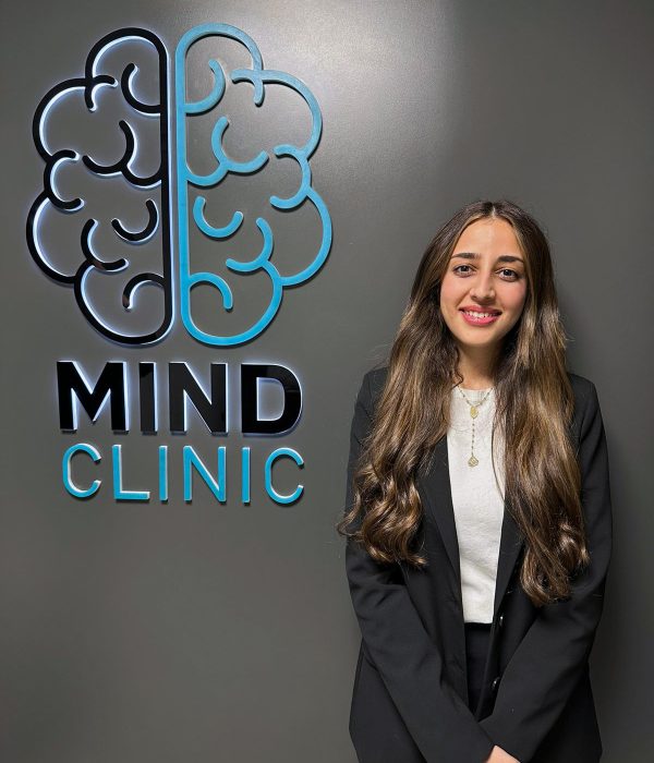 DR. LEEN AMRO